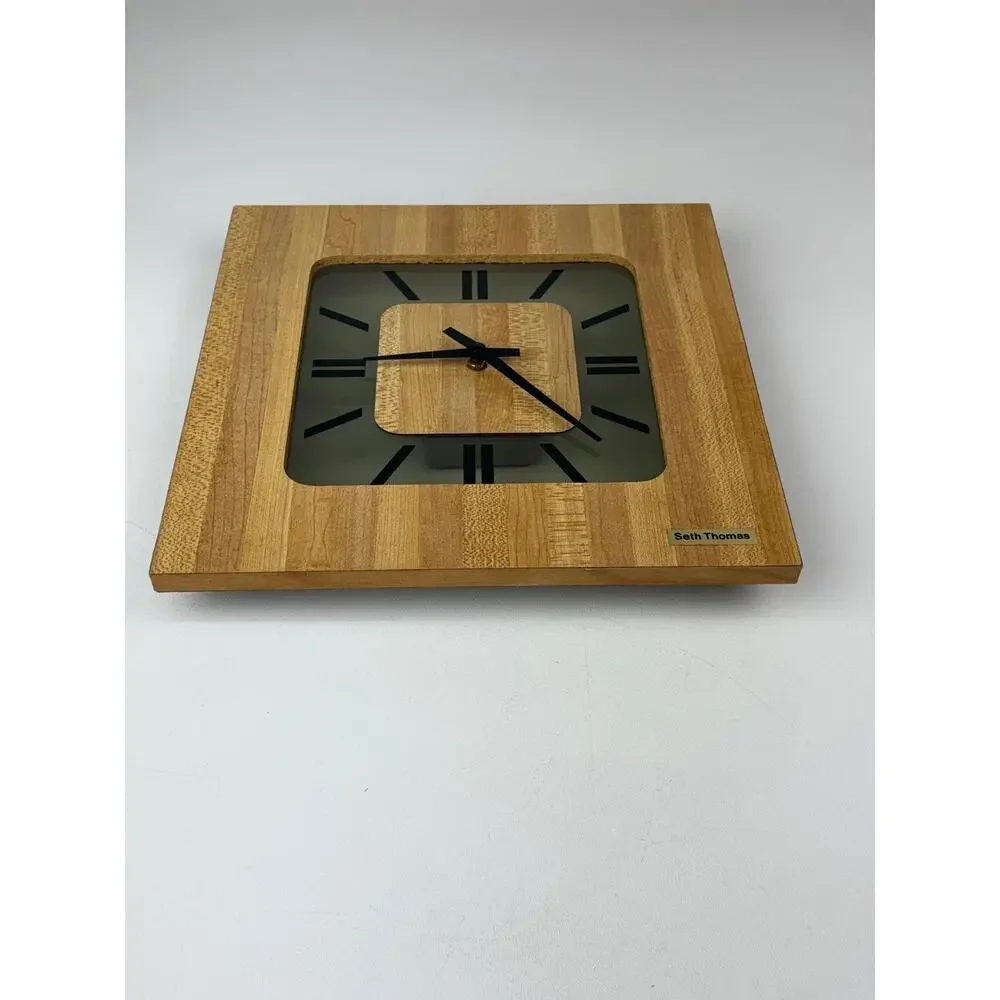 Vintage Seth Thomas Pace Setter Wall Clock Model 2396 USA  Rare & Working